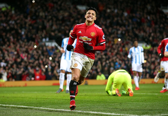 Manchester’s New Forward Alexis Sanchez Scores his First Goal